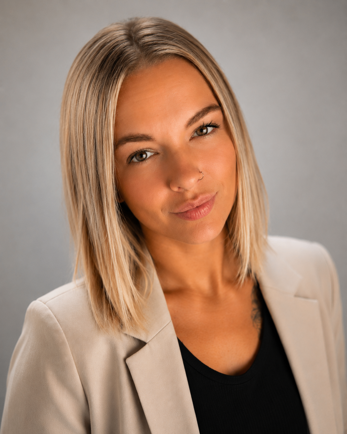 Portrait of Shardé Parker, Executive Assistant at Guardian Law